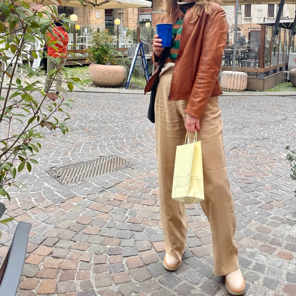 Zara beige wide leg trousers